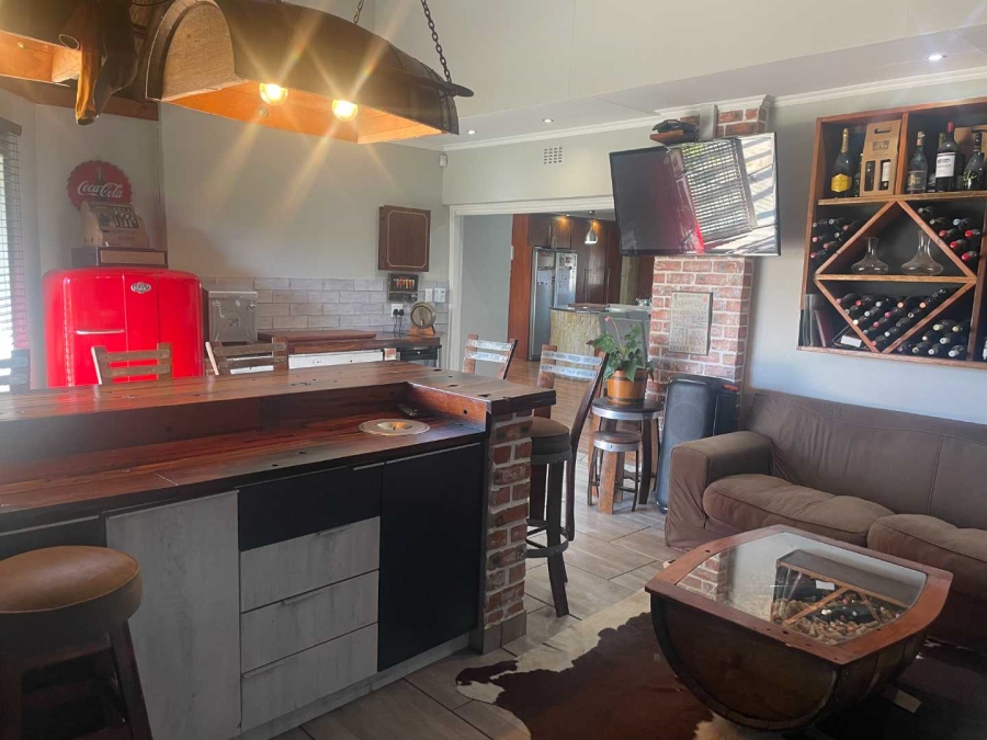 5 Bedroom Property for Sale in Universitas Free State